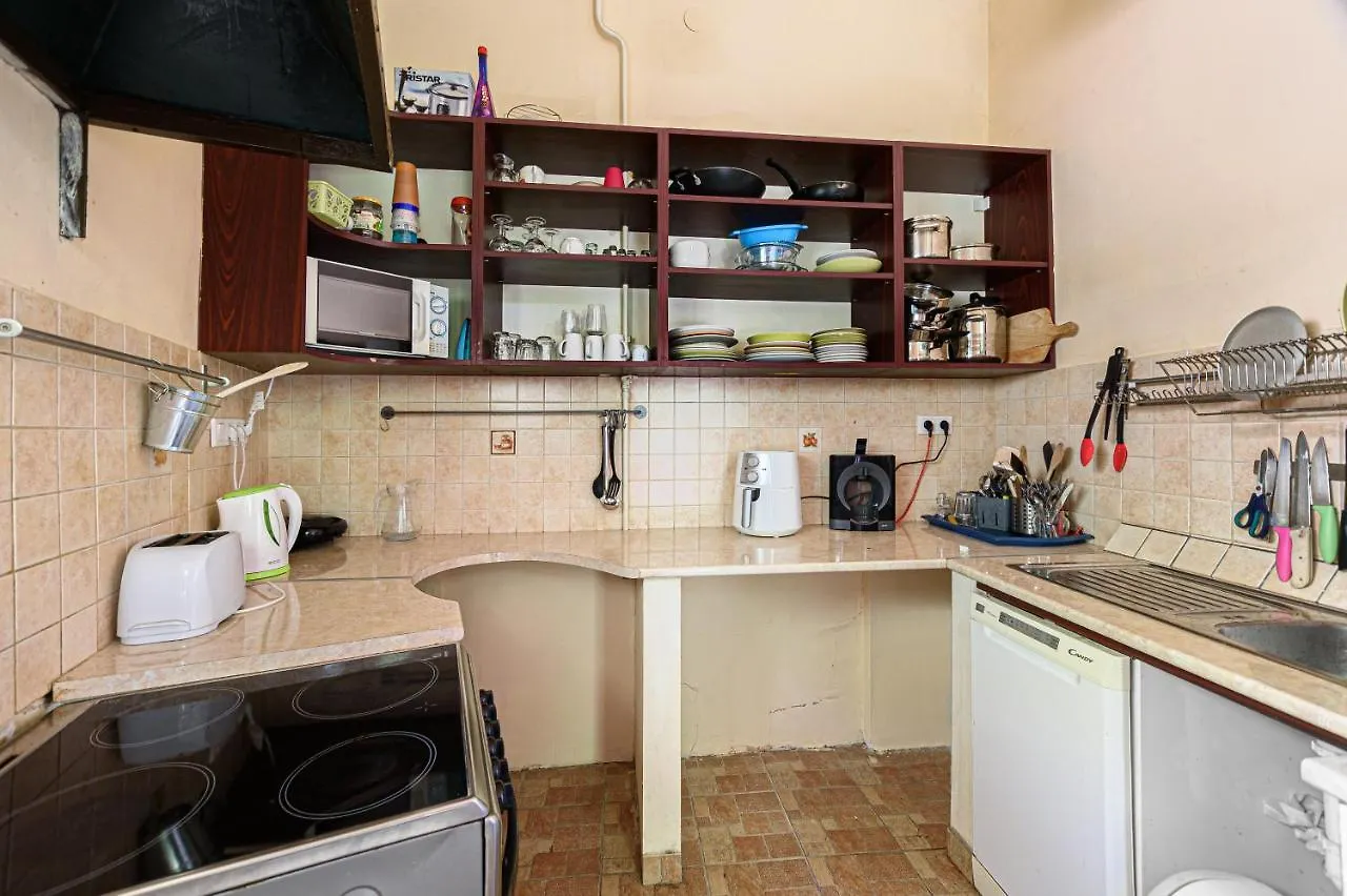 Gul Baba Saray Apartments بودابست