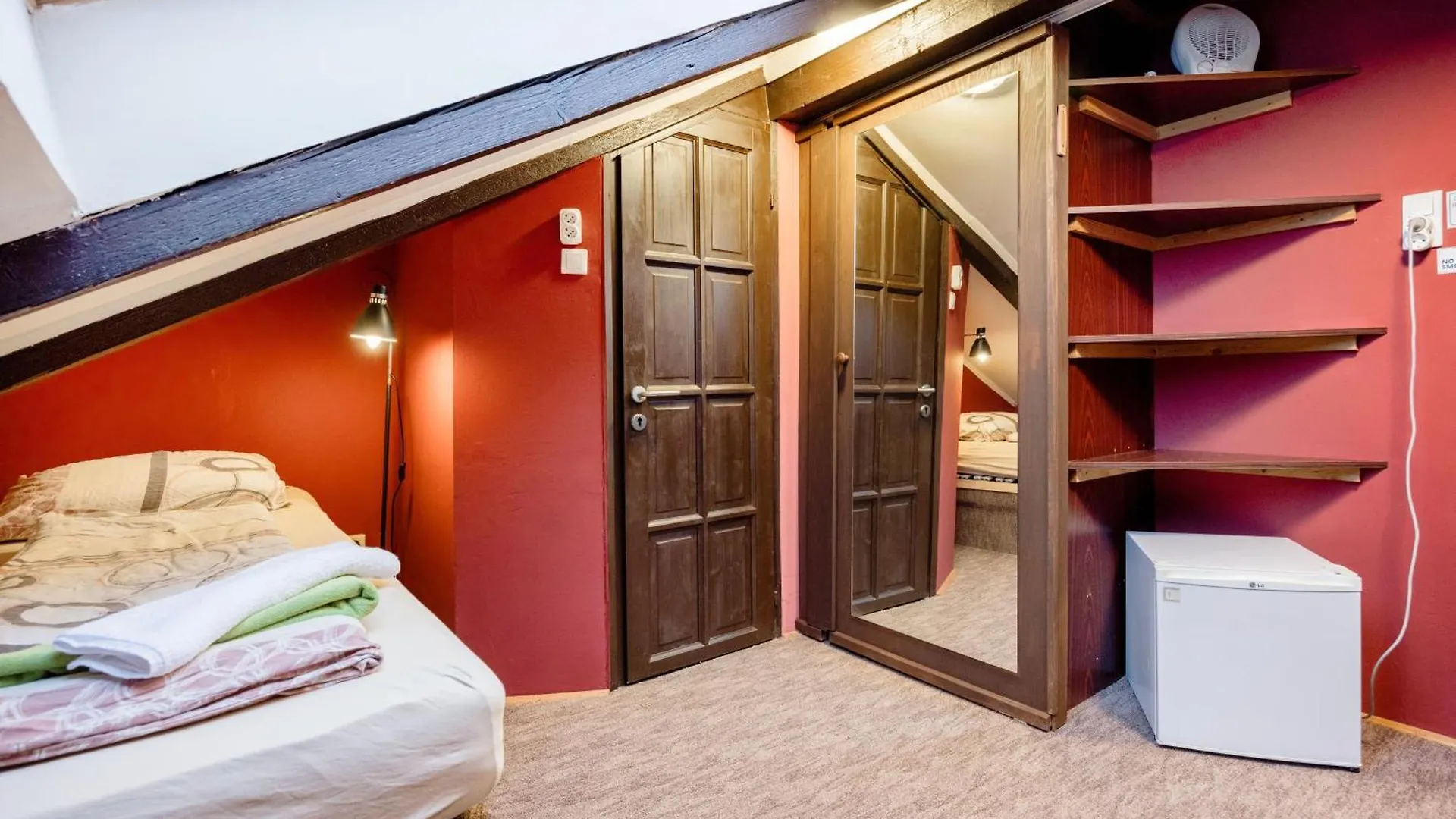 Gul Baba Saray Apartments بودابست